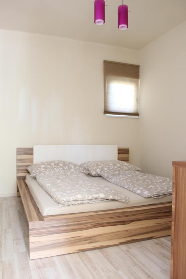 希欧福克Medlin Apartman公寓 外观 照片